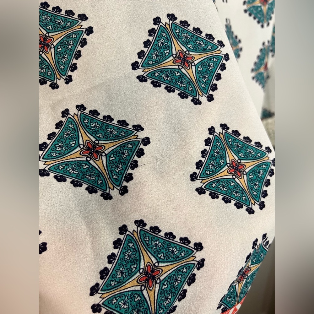 Black Rainn Cold Shoulder Multicolored Bell Sleeve Tunic with Tassels Size Med - Picture 11 of 16